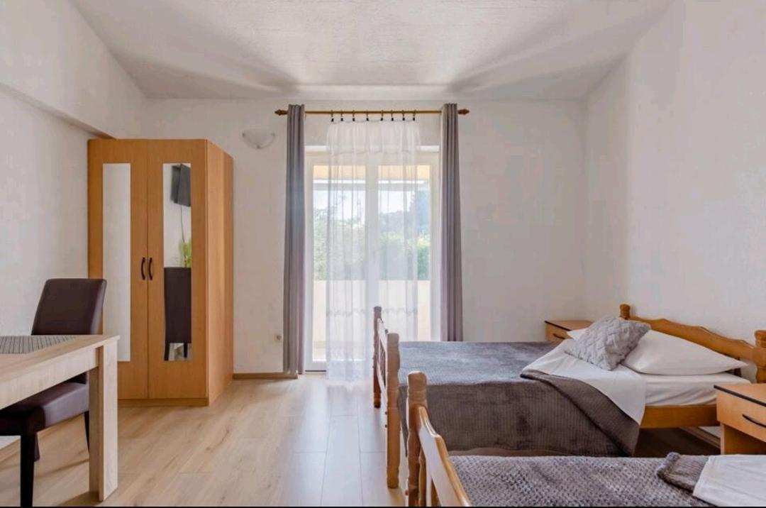 Apartmani Racic Спліт Екстер'єр фото